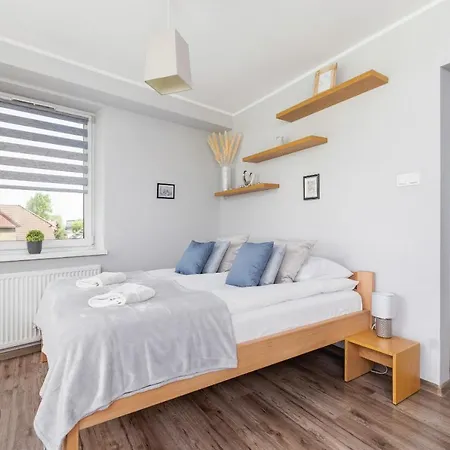 Apartment Studio Gromadzka By Renters Krakow